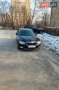 Лифтбек Skoda Superb 2011 в Запорожье