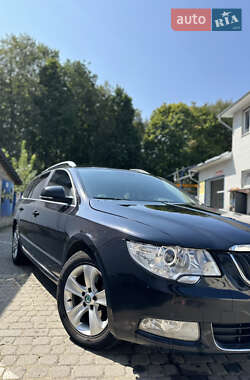 Универсал Skoda Superb 2012 в Долине