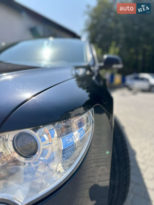 Универсал Skoda Superb 2012 в Долине