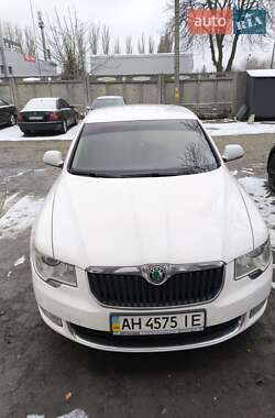 Лифтбек Skoda Superb 2013 в Киеве