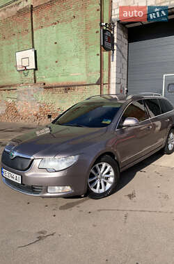 Универсал Skoda Superb 2011 в Кривом Роге