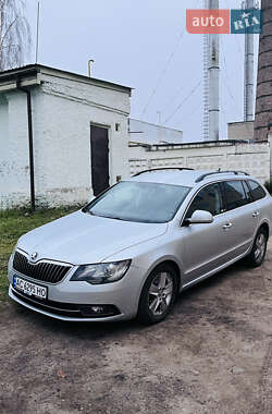 Универсал Skoda Superb 2015 в Нововолынске