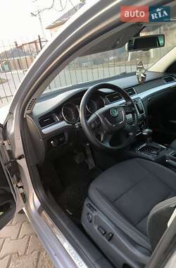 Универсал Skoda Superb 2010 в 