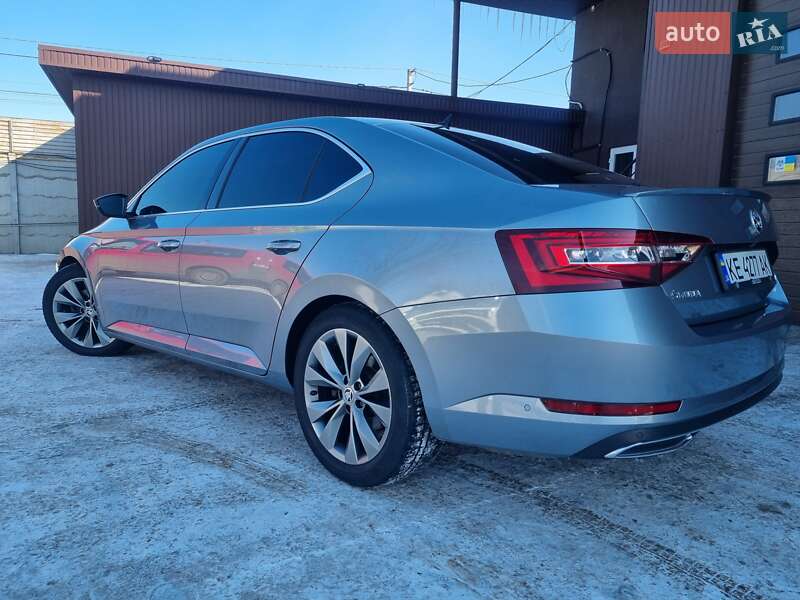 Лифтбек Skoda Superb 2017 в Кременчуге