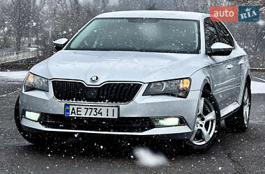 Лифтбек Skoda Superb 2016 в Кривом Роге