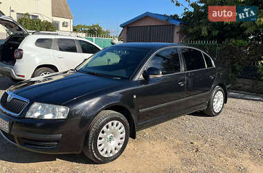 Лифтбек Skoda Superb 2007 в 