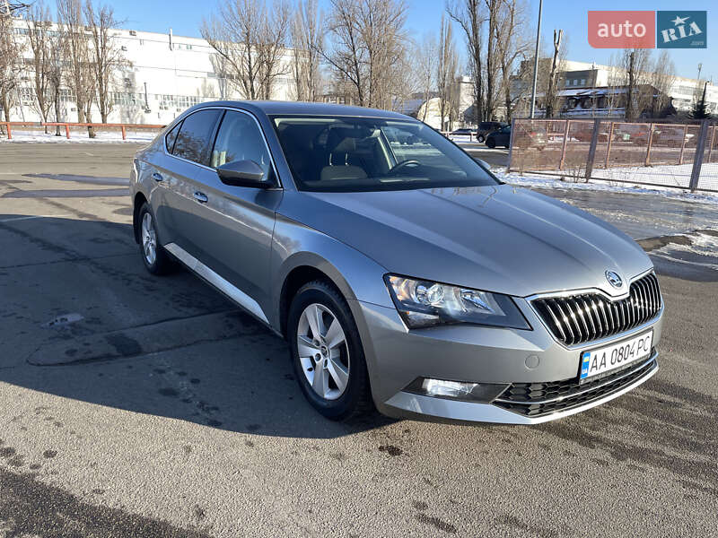 Skoda Superb 2016