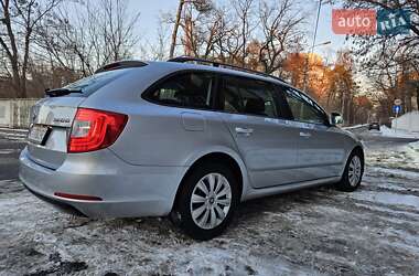 Универсал Skoda Superb 2014 в Киеве