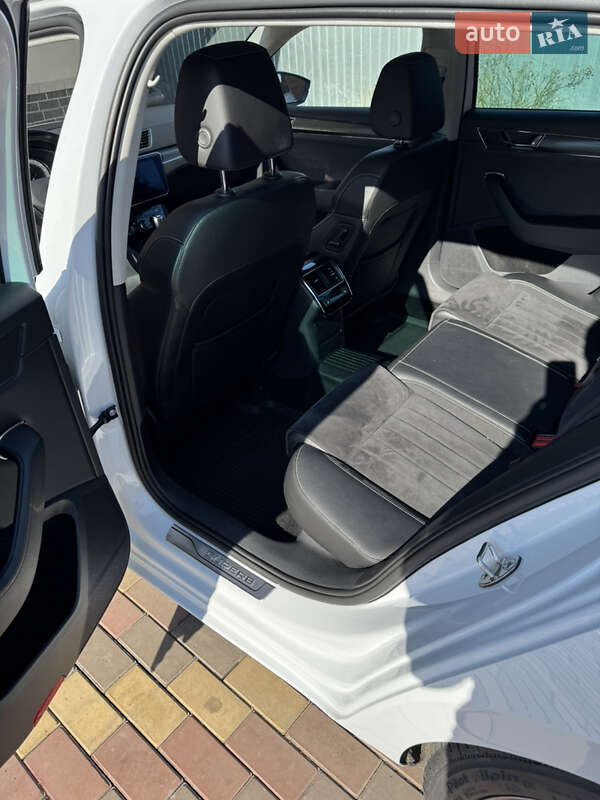 Универсал Skoda Superb 2019 в Кривом Роге