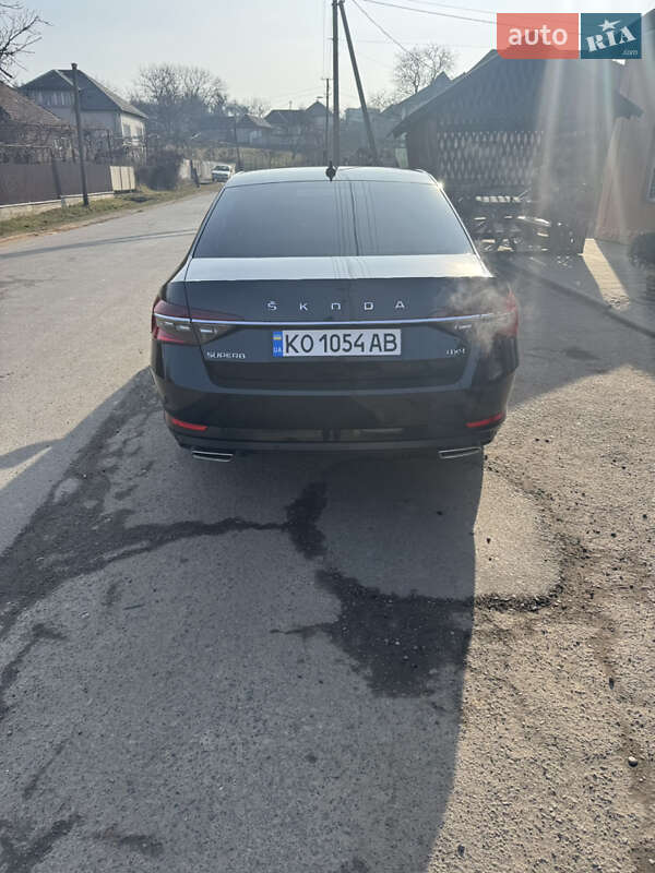 Лифтбек Skoda Superb 2019 в Мукачево
