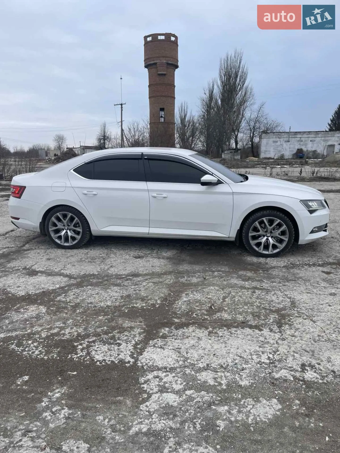 2017 Skoda Superb - мініатюра 7