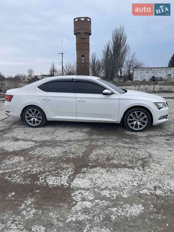 Лифтбек Skoda Superb 2017 в Подольске