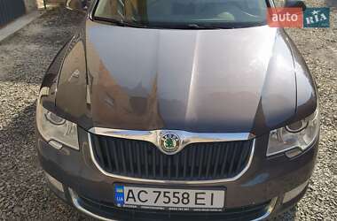 Ліфтбек Skoda Superb 2011 в Луцьку