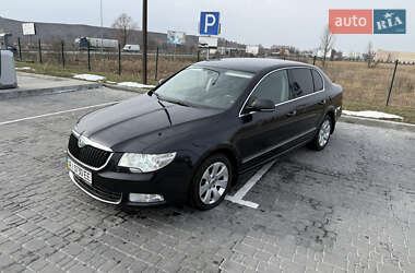 Лифтбек Skoda Superb 2010 в Киеве