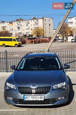 Универсал Skoda Superb 2017 в 