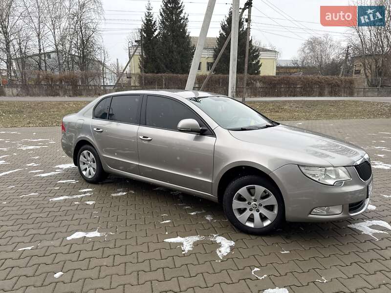 Ліфтбек Skoda Superb 2010 в Броварах