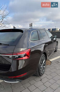 Универсал Skoda Superb 2019 в 