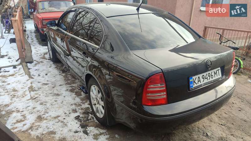 Ліфтбек Skoda Superb 2006 в Бишеві