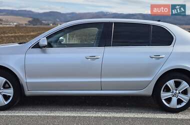 Лифтбек Skoda Superb 2014 в 