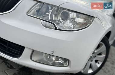 Універсал Skoda Superb 2011 в Дрогобичі