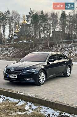 Лифтбек Skoda Superb 2018 в 