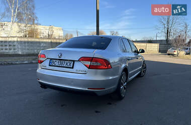 Ліфтбек Skoda Superb 2013 в Червонограді