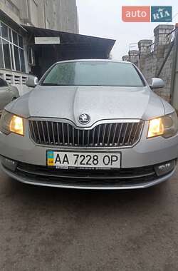 Ліфтбек Skoda Superb 2014 в Києві