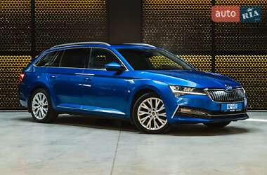Універсал Skoda Superb 2020 в 