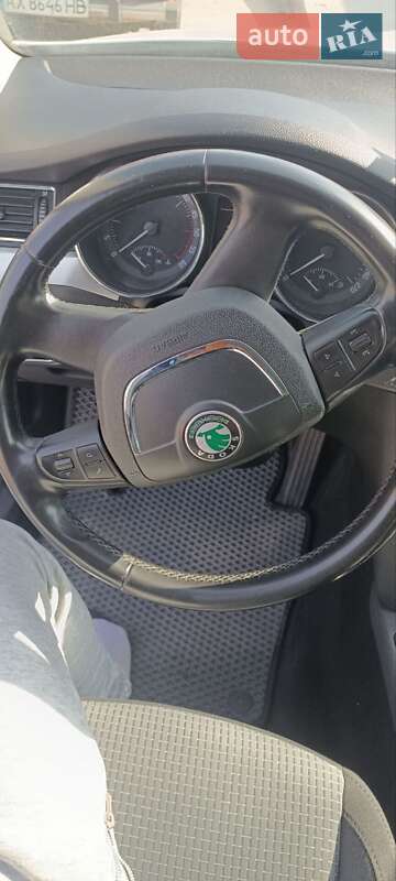 Универсал Skoda Superb 2010 в Барышевке