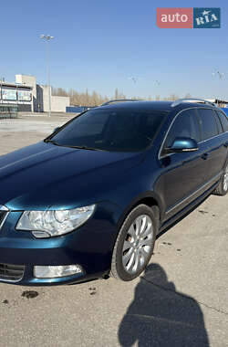 Универсал Skoda Superb 2012 в 