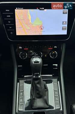 Універсал Skoda Superb 2018 в 