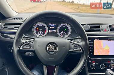 Універсал Skoda Superb 2018 в 