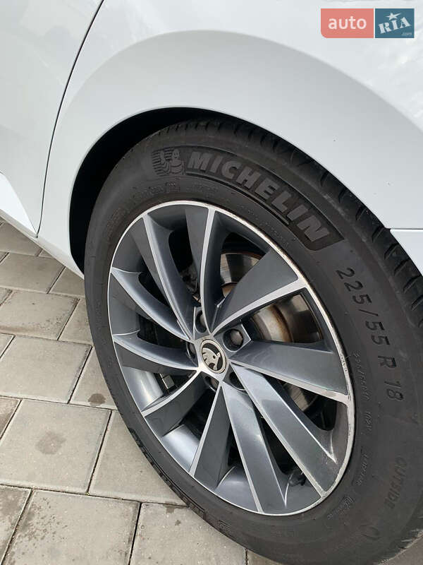 Лифтбек Skoda Superb 2018 в Вознесенске фото 23 Лифтбек Skoda Superb 2018 в Вознесенске