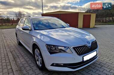 Універсал Skoda Superb 2017 в Львові