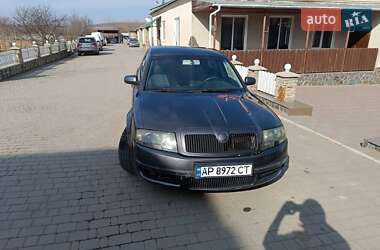 Лифтбек Skoda Superb 2004 в 