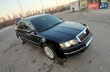 Лифтбек Skoda Superb 2002 в Черновцах