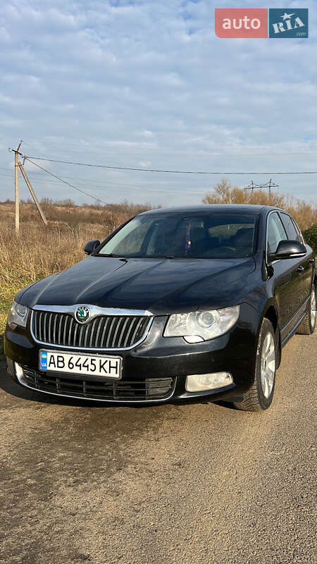 Лифтбек Skoda Superb 2011 в Мукачево