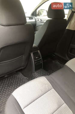 Універсал Skoda Superb 2013 в 