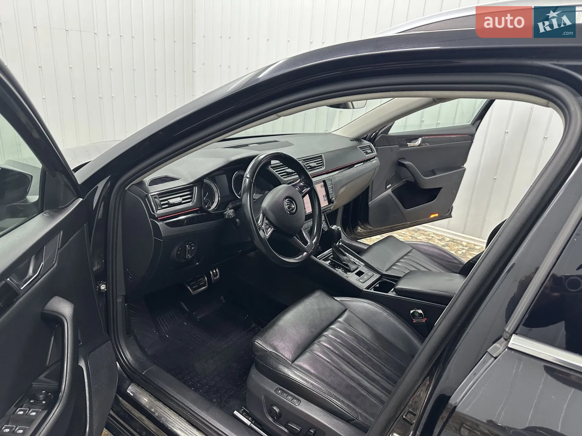 2016 Skoda Superb - мініатюра 5