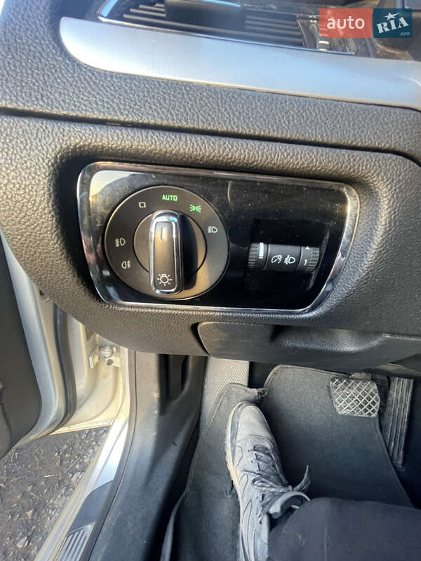 Лифтбек Skoda Superb 2012 в Миргороде