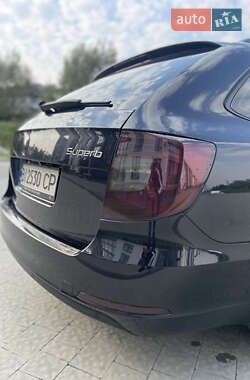 Универсал Skoda Superb 2012 в 