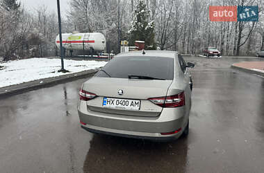 Лифтбек Skoda Superb 2016 в Самборе