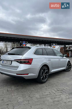 Универсал Skoda Superb 2020 в 