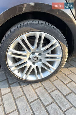 Универсал Skoda Superb 2011 в 