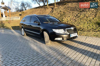 Универсал Skoda Superb 2011 в 