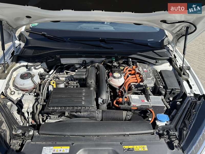 Універсал Skoda Superb 2020 в Хмельницькому