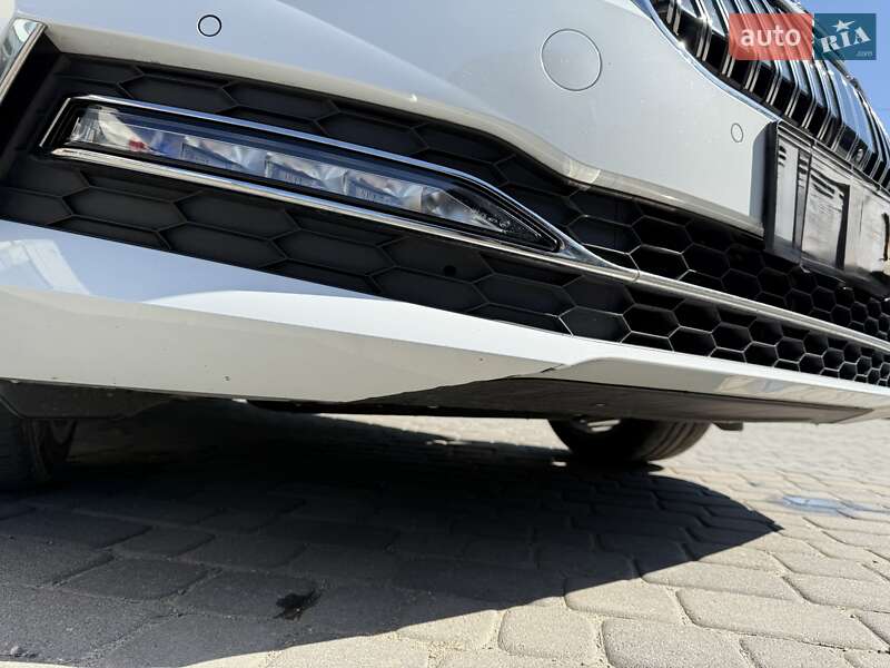 Універсал Skoda Superb 2020 в Хмельницькому