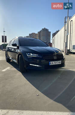 Універсал Skoda Superb 2020 в 