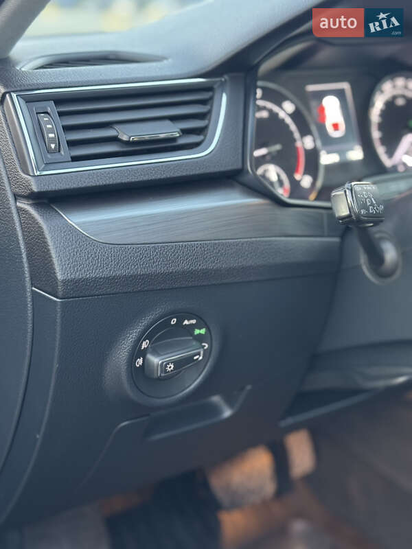 Универсал Skoda Superb 2016 в Броварах