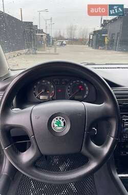 Лифтбек Skoda Superb 2006 в 